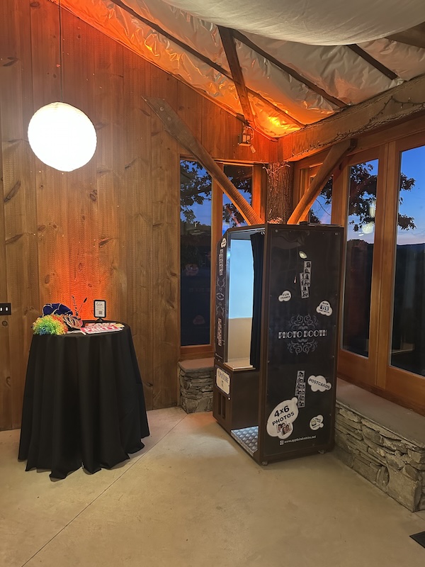 retroboothwithcurtain